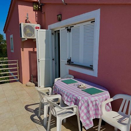 Apartments Aleksandra Раб Екстериор снимка