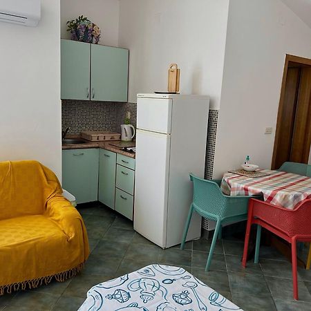 Apartments Aleksandra Раб Екстериор снимка