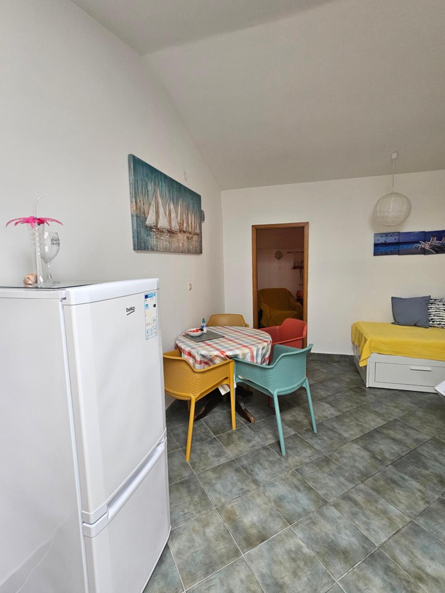 Apartments Aleksandra Раб Екстериор снимка