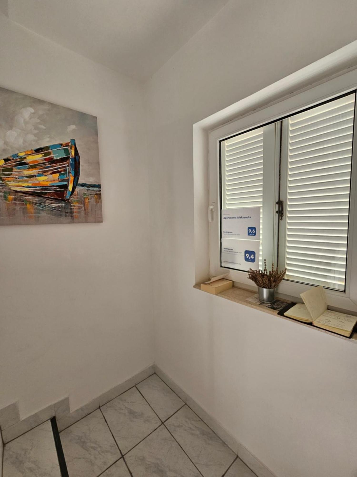 Apartments Aleksandra Раб Екстериор снимка
